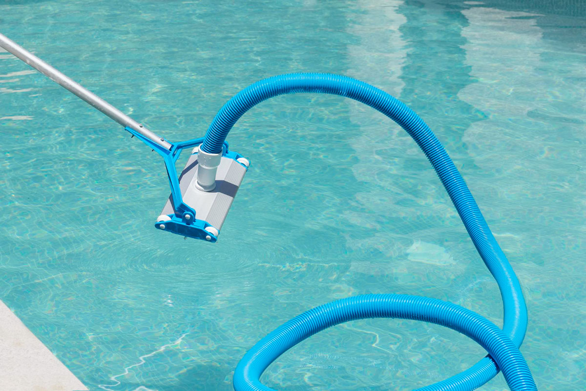 pool-maintenance-jacksonville-01